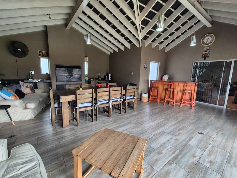 Welcome to your dream home! - Photo 9