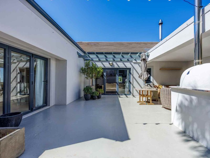Modern 4-Bedroom Family Home with Loft – Kanonberg Lifestyle Estate - Photo 4
