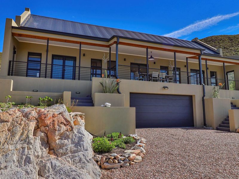 Charming Home with Scenic Mountain Views - Photo 2