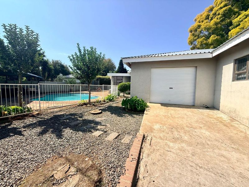 Beautiful 4 bedroom house for sale in Vryheid - Photo 7