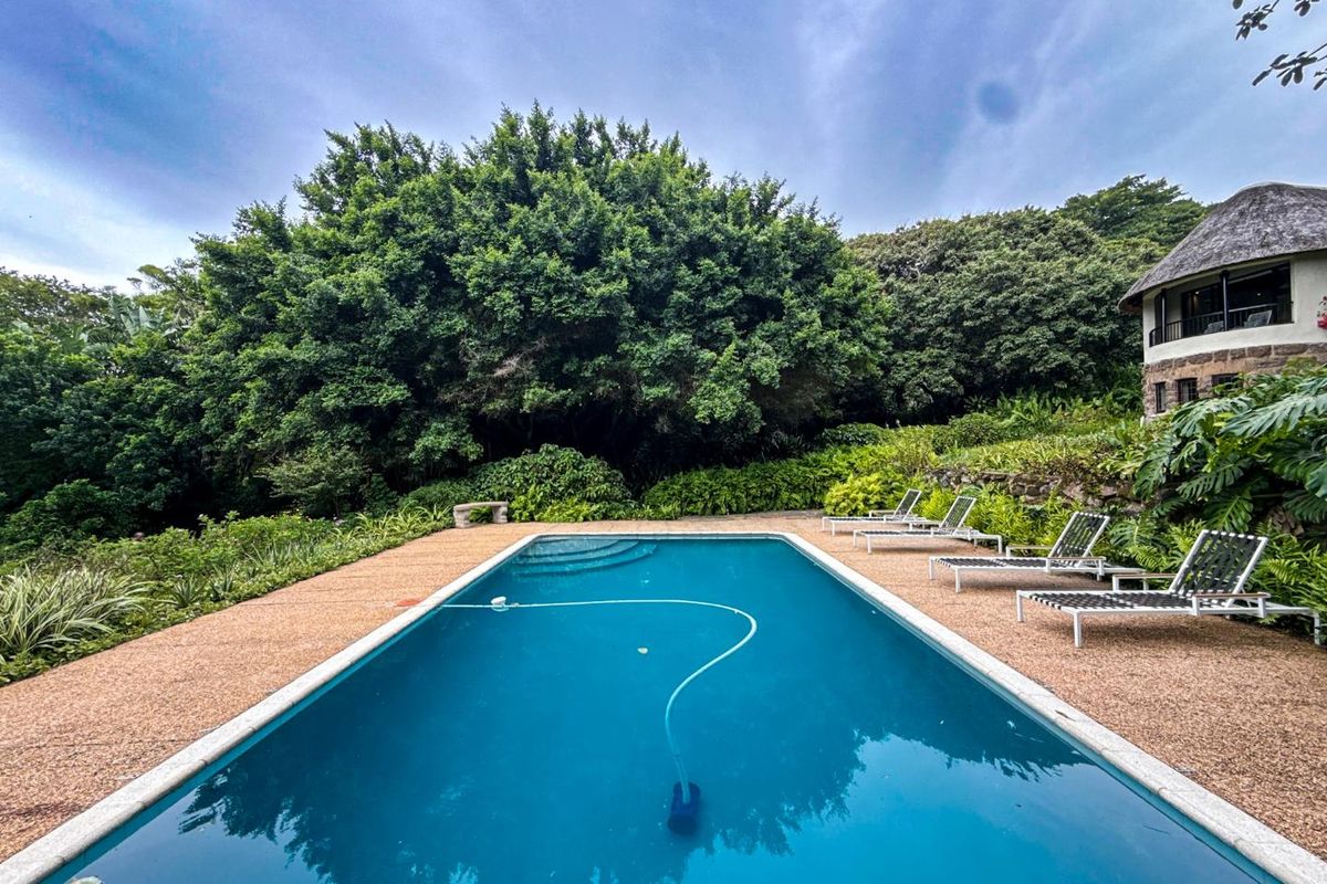 Luxury 5-Bed Historic Farmhouse, Simbithi Eco Estate - Sleeps 12! - Photo 4