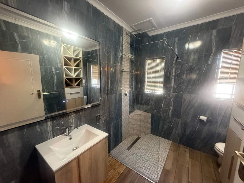 Chelsea Lane Cluster – Country Cottage Charm Meets Modern Family Living - Photo 9