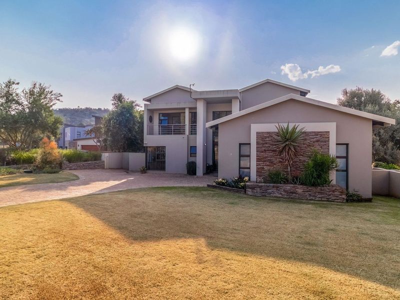 Live Luxuriously at Eye of Africa Golf Estate – Your Dream Home Awaits! - Photo 1