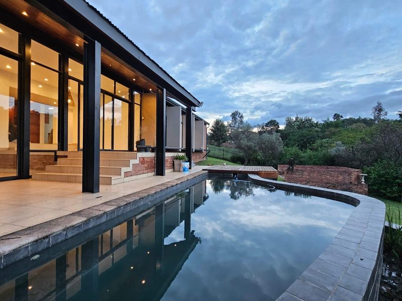 Modern 4 Bedroom home with uninterrupted views - Photo 5