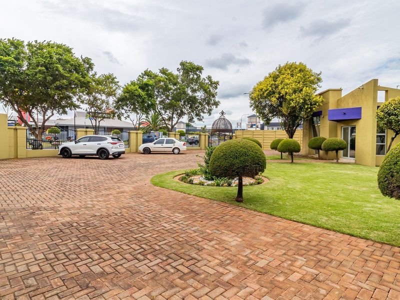 Business Premises for Sale in Sought After Brackenhurst - Photo 3