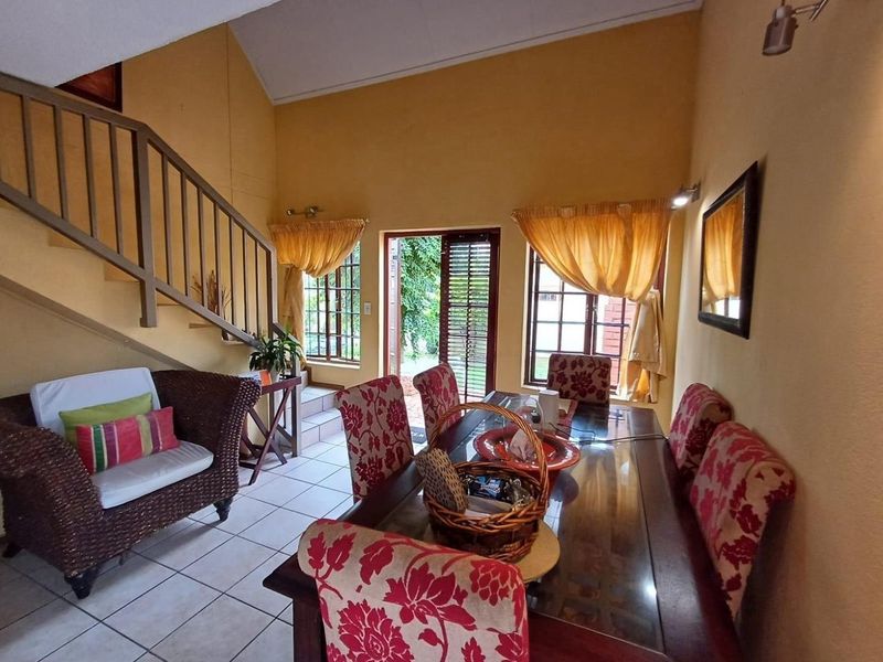 3 Bedroom 2 Bathroom for sale - Photo 5