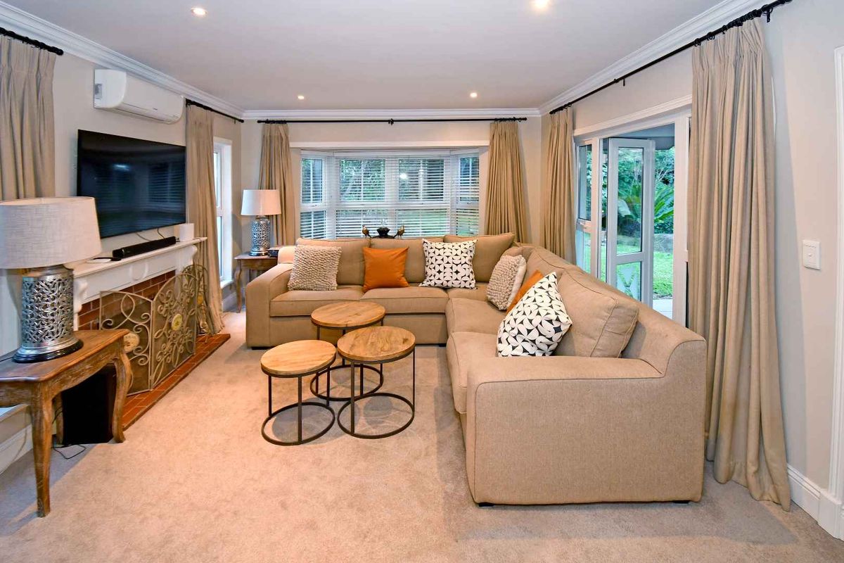 Fourways Gardens - Photo 4