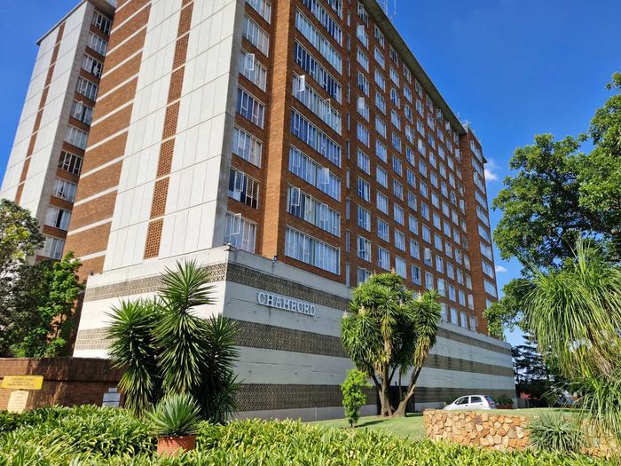 Property #2468697, Apartment For Sale in La Montagne