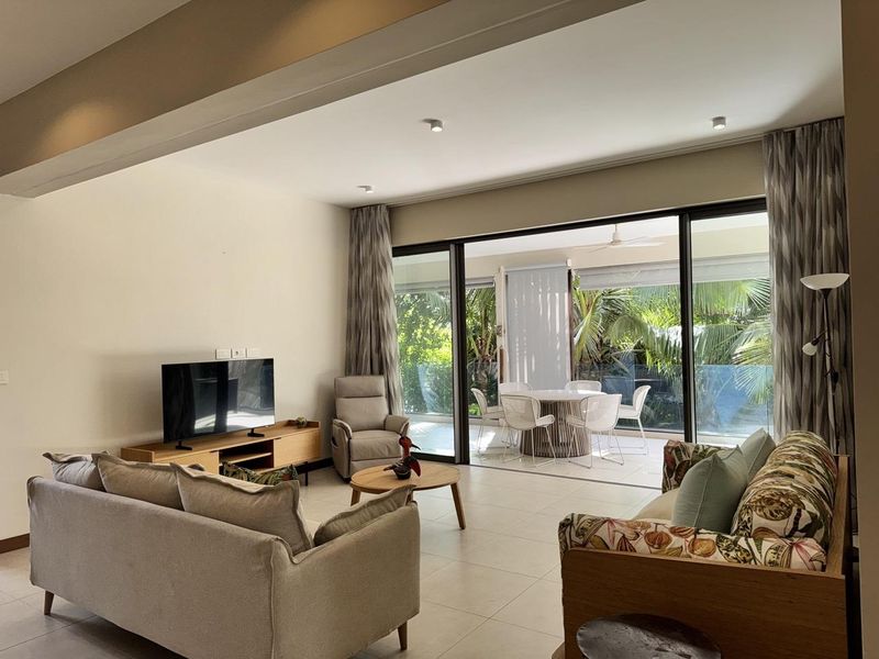 Garden Living by the Coast – Rare Ground Floor Opportunity at Le Savoy - Photo 5