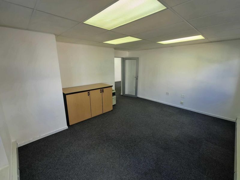 GROUND FLOOR OFFICE | FOR LEASE - Photo 7