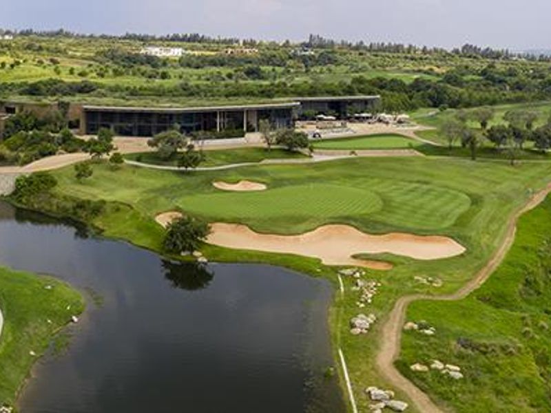 Design without limits- 3205m2 stand in Steyn City - Photo 10