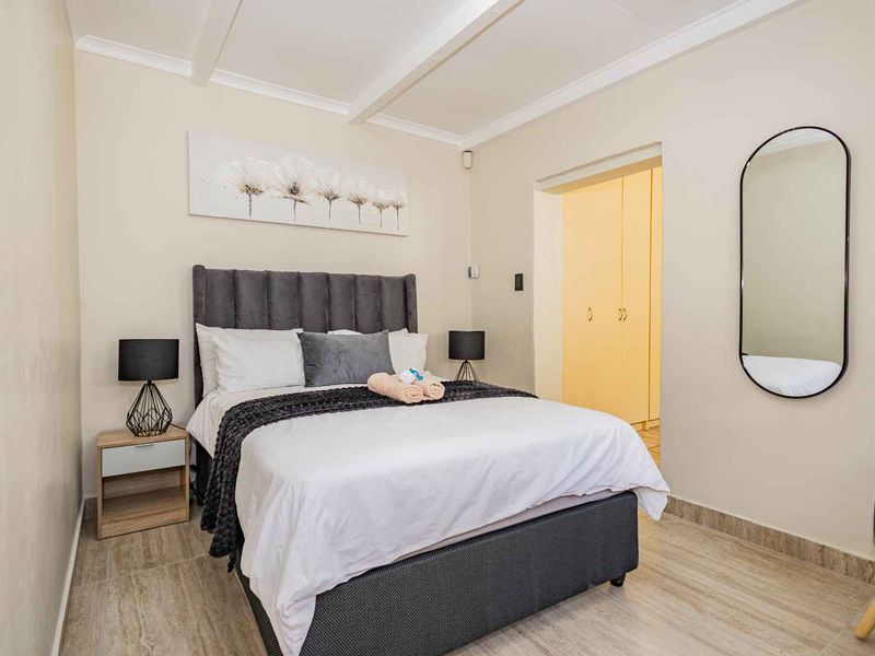 La Bella Vida Self Catering Apartments - Photo 3