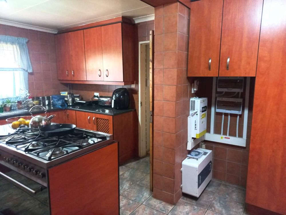spacious and beautiful kitchen main home