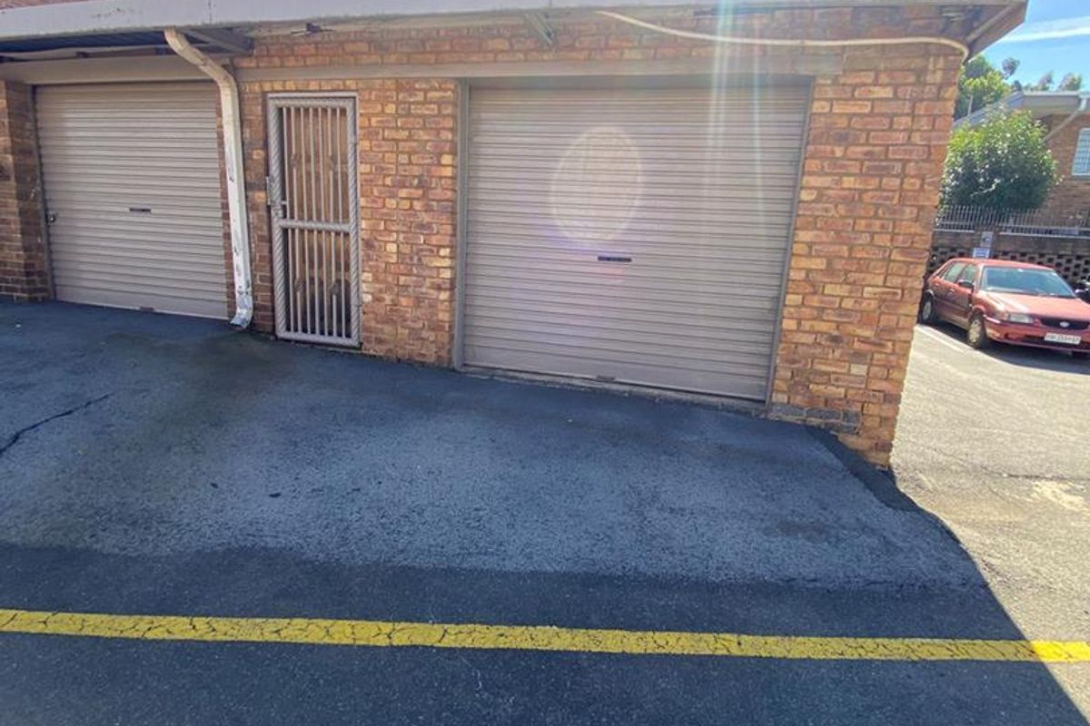 Two Bedroom Unit for Rent - Photo 3