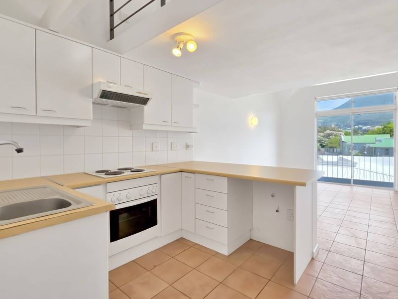 Loft Apartment with Iconic Lion’s Head Views - Photo 6