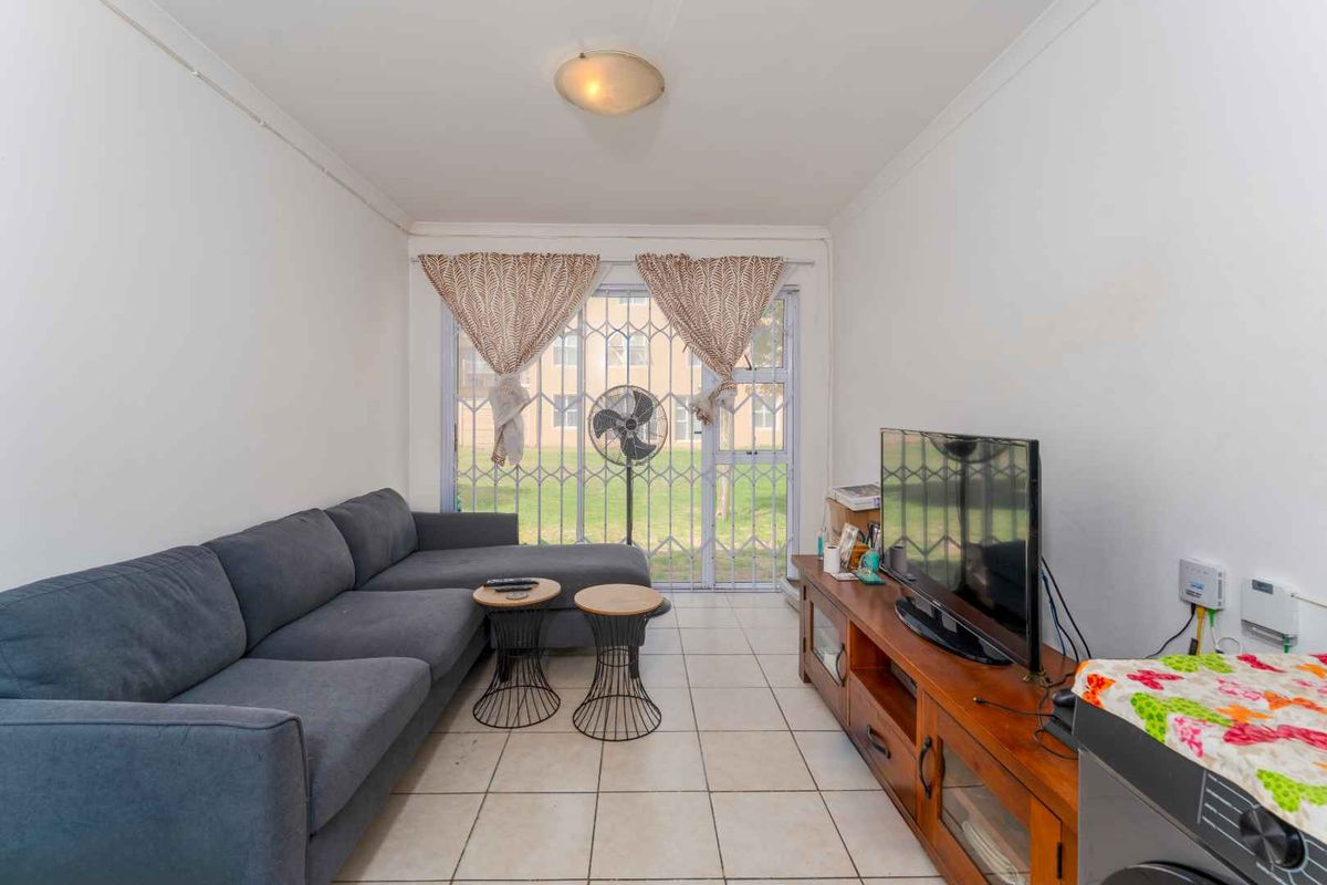 Secure Living in Vanguard - Photo 5