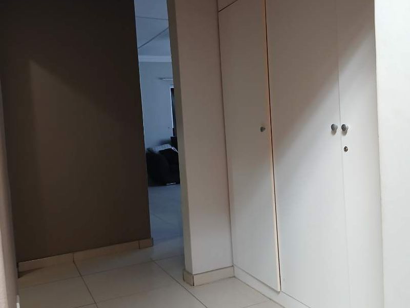 REDUCED: 4 bedroom house in khomasdal 2 000 000 - Photo 3