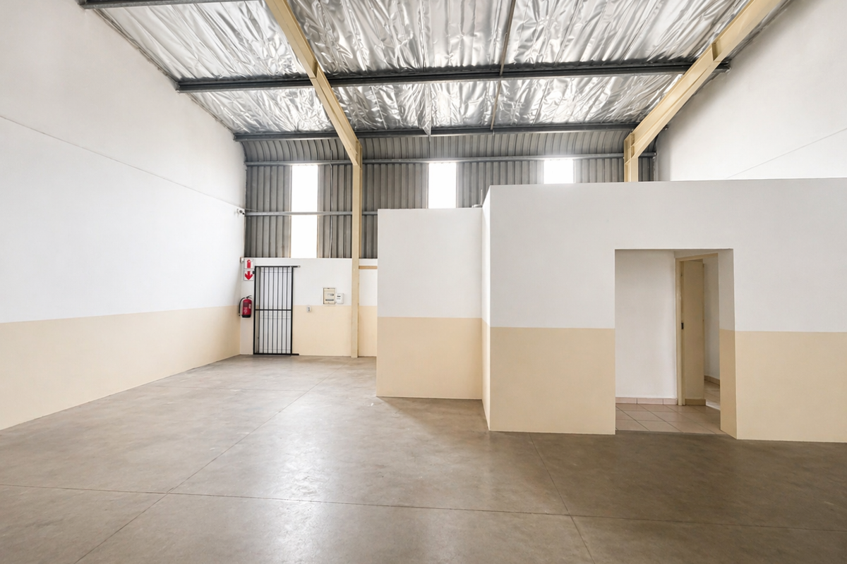 Neat Industrial Unit with Roller Door Access and Reception Office - Photo 4