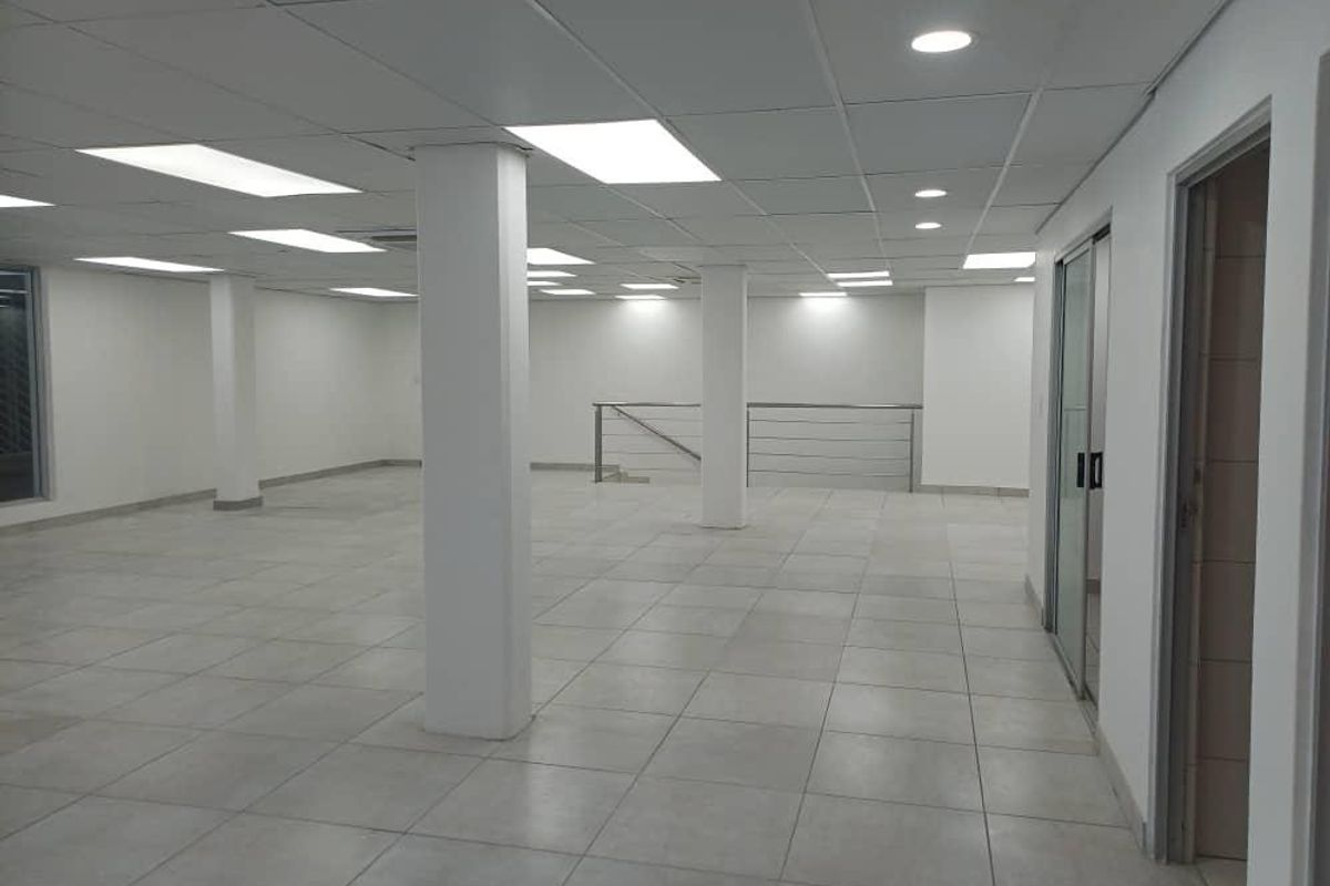 AAA Office Space to Rent - Photo 2