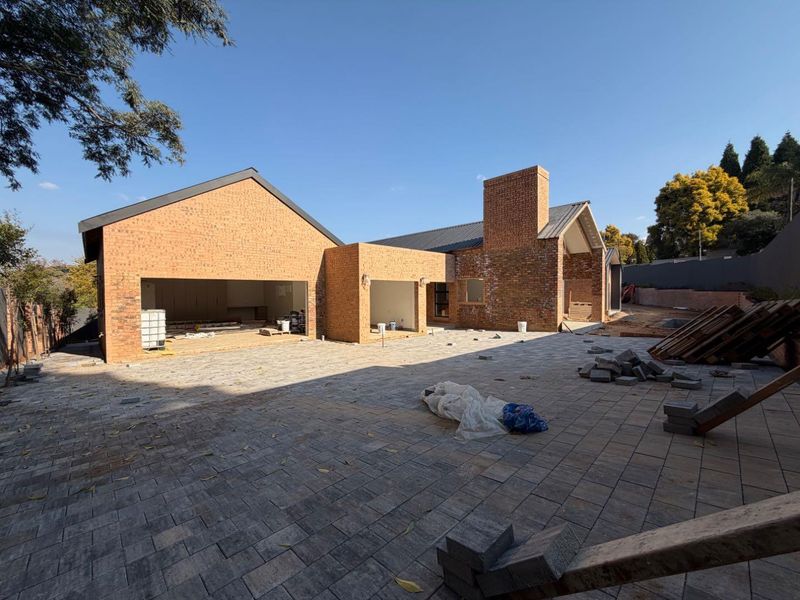 A Masterpiece of Contemporary Modern Farmhouse Living in the Heart of Atholl - Photo 1