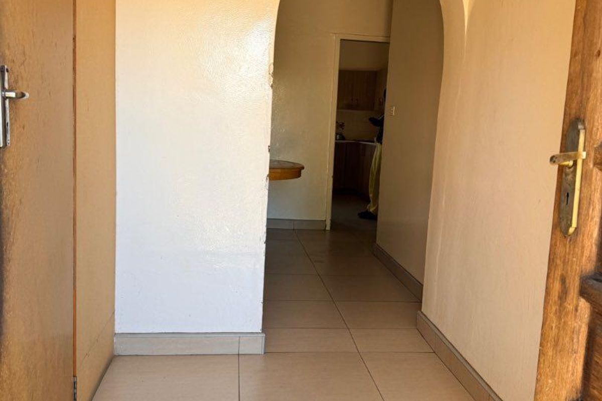 🎓🏡 INVEST IN STUDENT ACCOMMODATION – EARN FROM DAY ONE! 🏡🎓WHK WEST - Photo 2