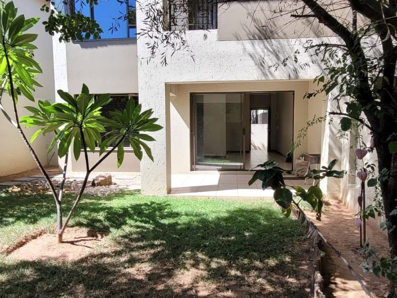 2 Bedroom Garden Duplex for Rent in Cedar Hills Private Estate - Photo 1