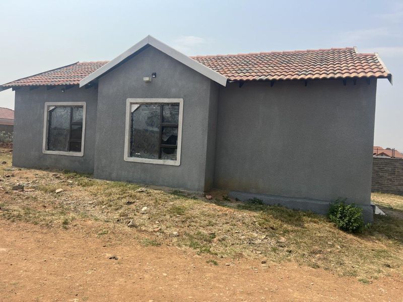 Brand new property - Photo 2