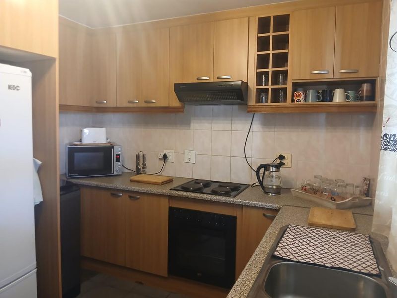 Charming Modern 3-Bedroom Home in Northpine | R1,720,000 - Photo 6