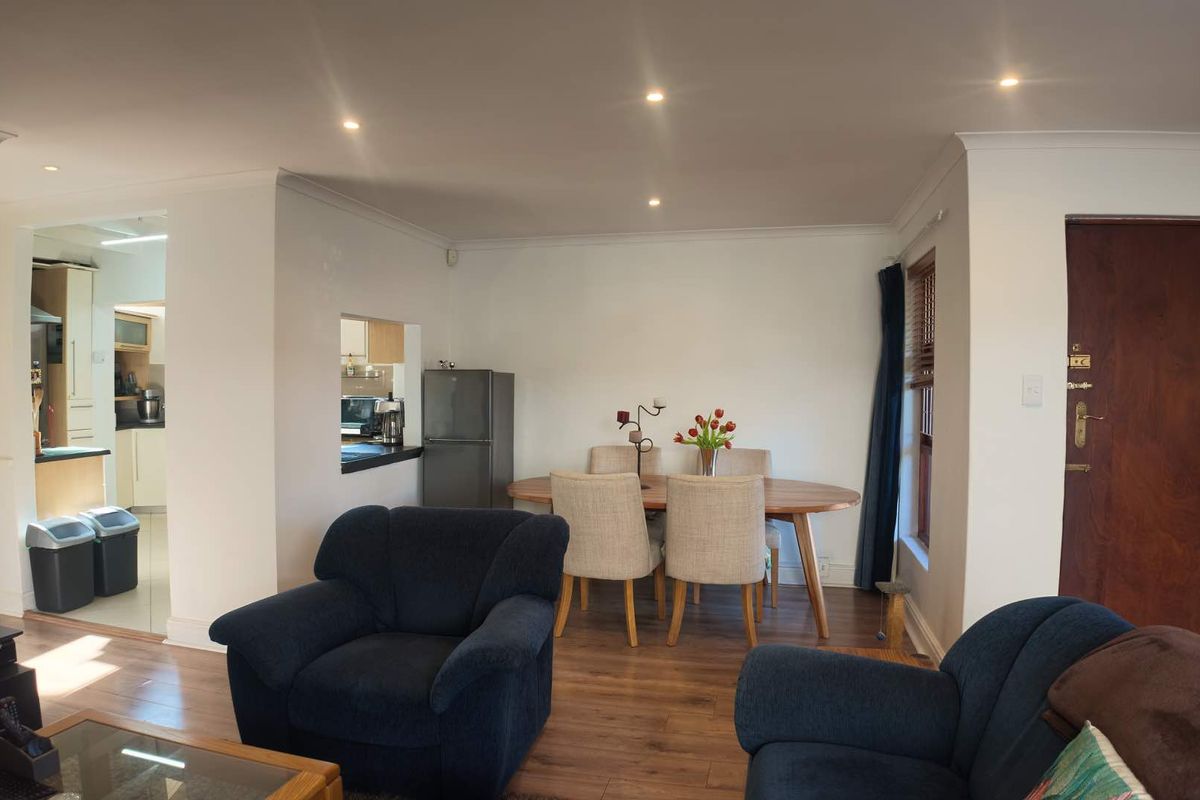 Spacious and Meticulously Maintained Home - Photo 5