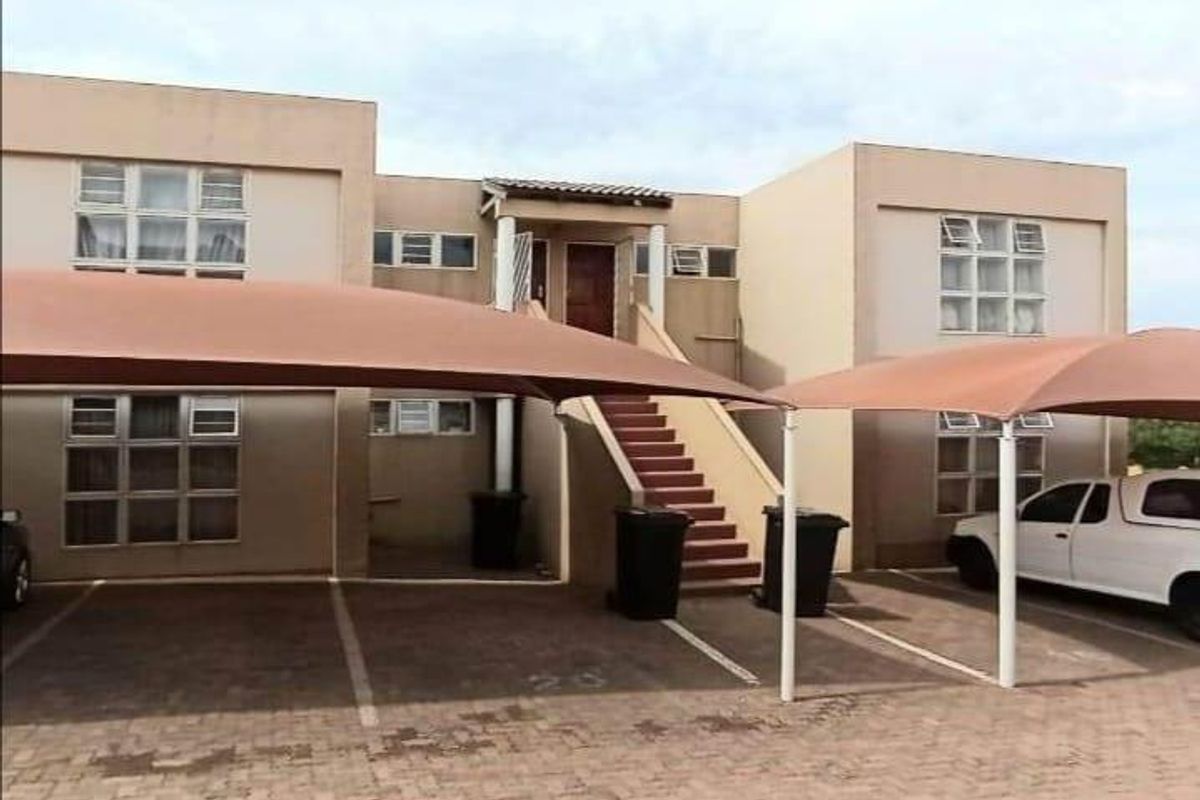 3 Bedroom Townhouse for Sale Mondeor Johannesburg South - Photo 2