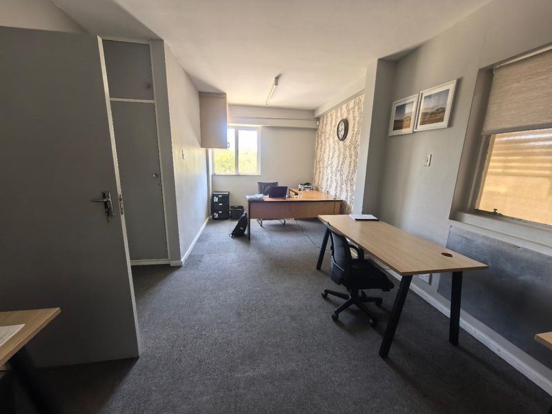 280m2 Office space West Way Centre - Photo 8