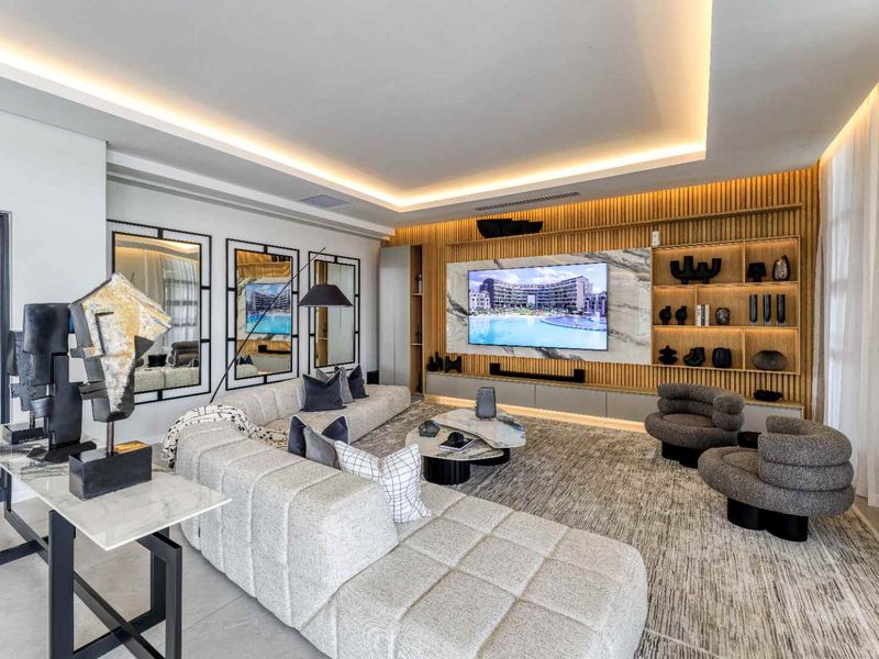 Exclusive Signature 6 Bedroom 6 Bathroom Penthouse for sale at Munyaka estate - Photo 3