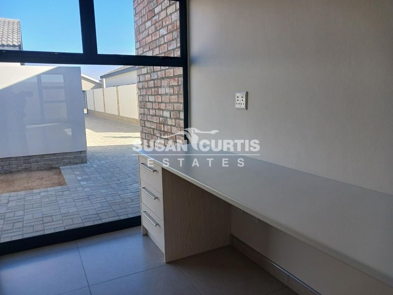BRAND NEW 3 BEDROOM FAMILY HOME - Photo 9