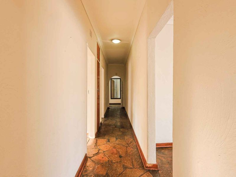 3 Bedroom Family Home in the Heart of Murrayfield - Photo 10