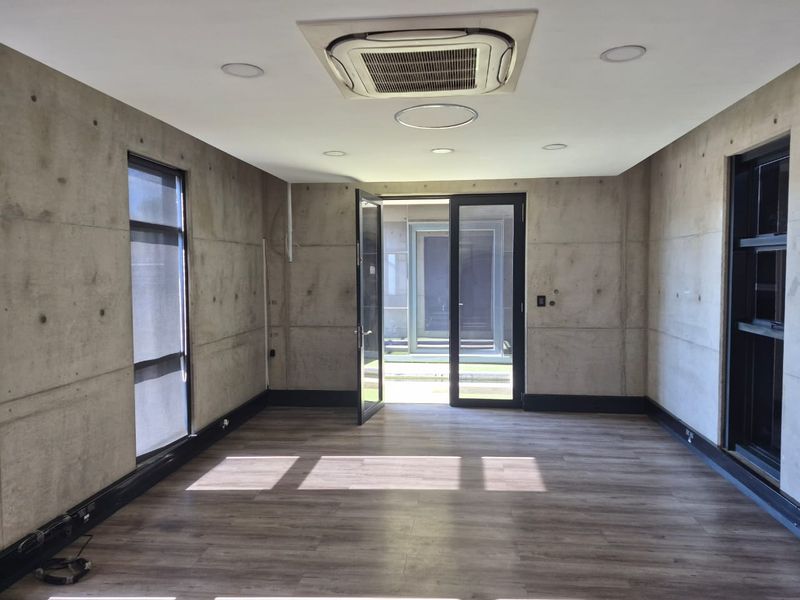 Prime A‐Grade Office Space – Klein Windhoek - Photo 2