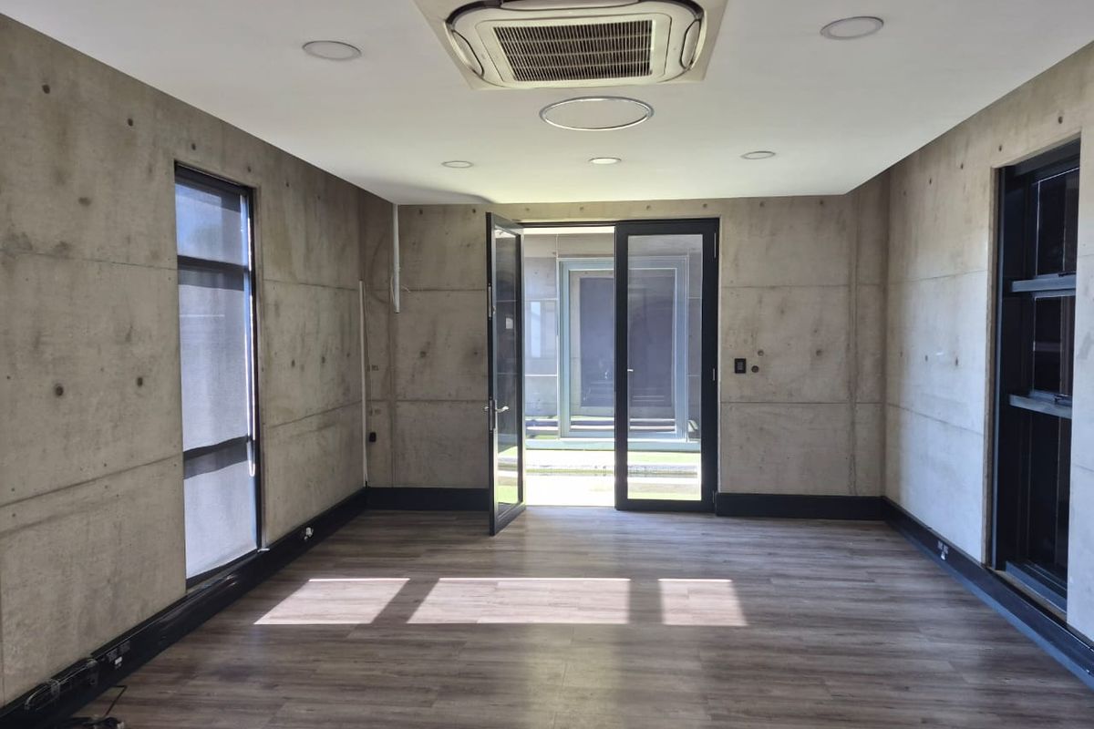 Prime A‐Grade Office Space – Klein Windhoek - Photo 2