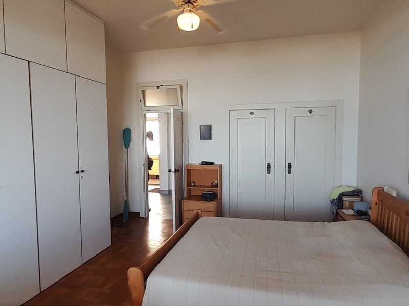 Prime Real Estate with Stunning Sea Views - Photo 3