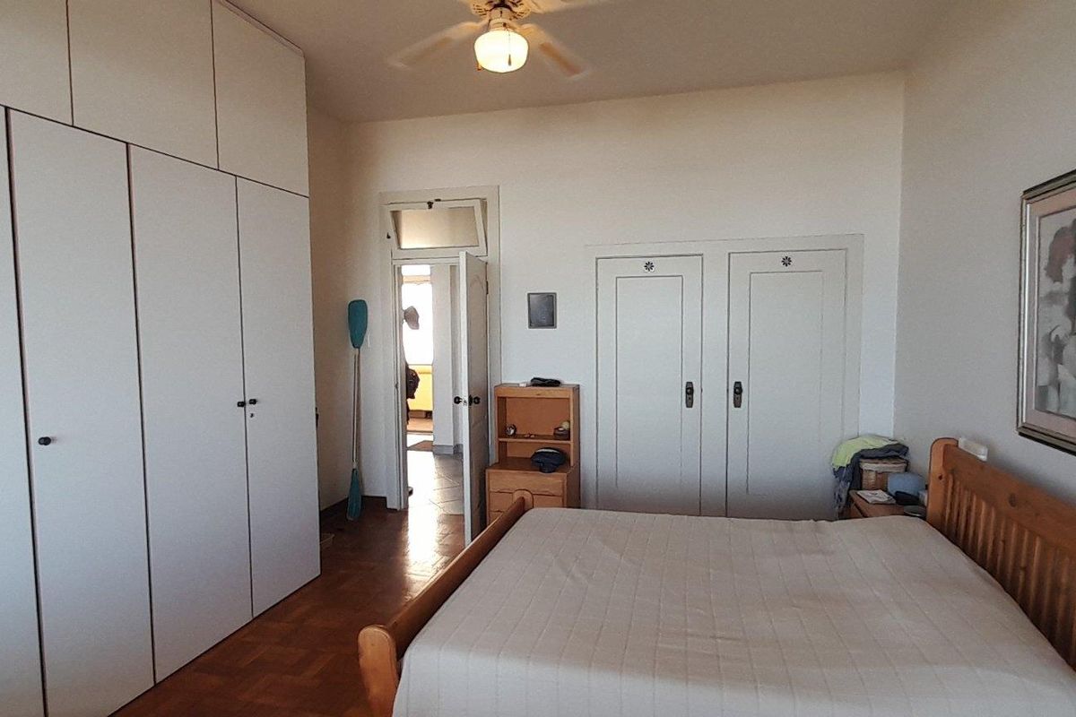 Prime Real Estate with Stunning Sea Views - Photo 3