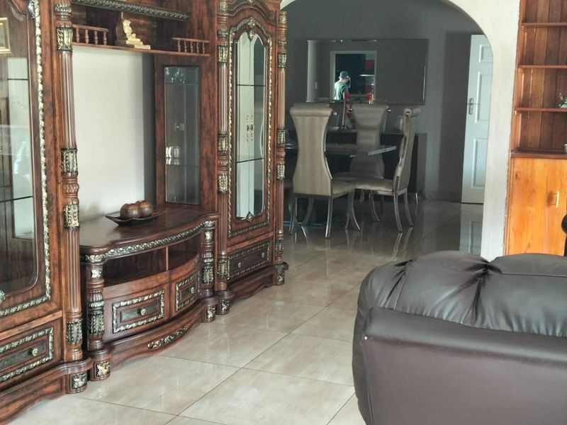 Move-in Ready Home In Prime Selcourt for Sale - Photo 6