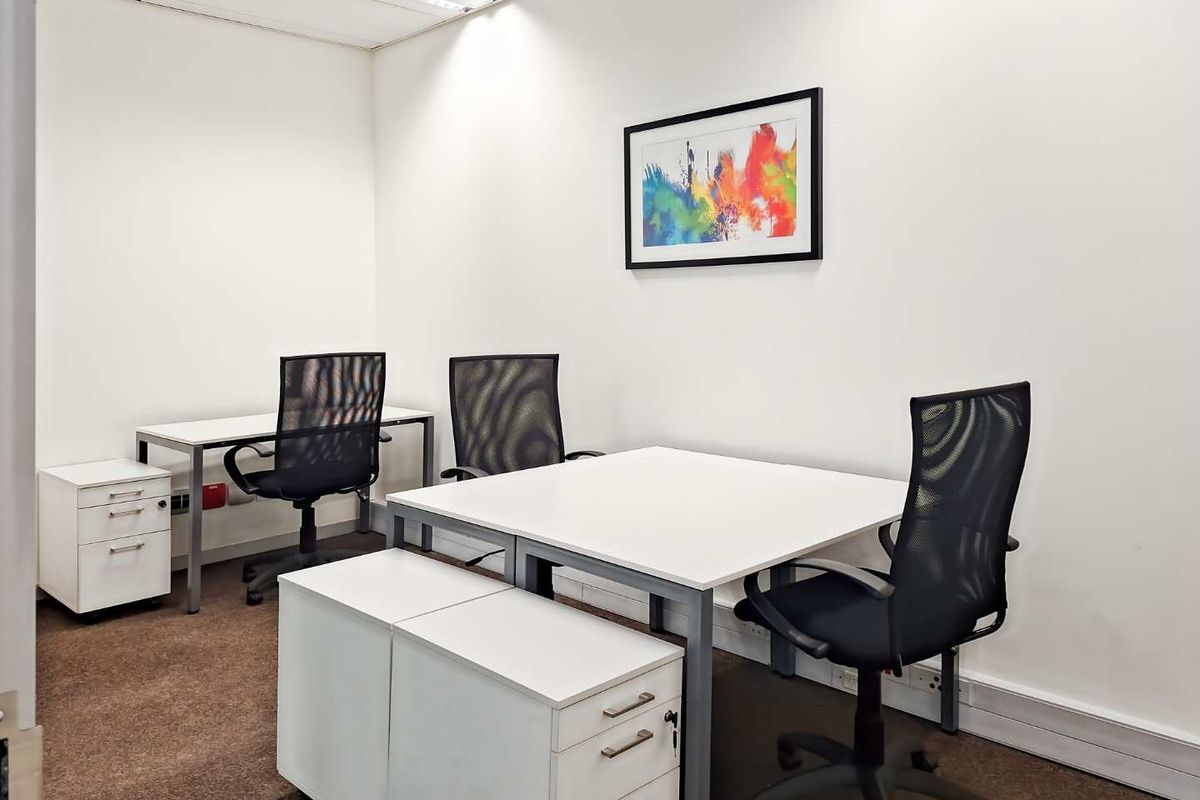Flexible office memberships in Regus Lynnwood Bridge - Photo 3