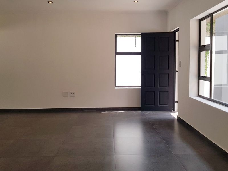 Beautifully Renovated Spacious Garden Studio to Let in Blairgowrie - Photo 4