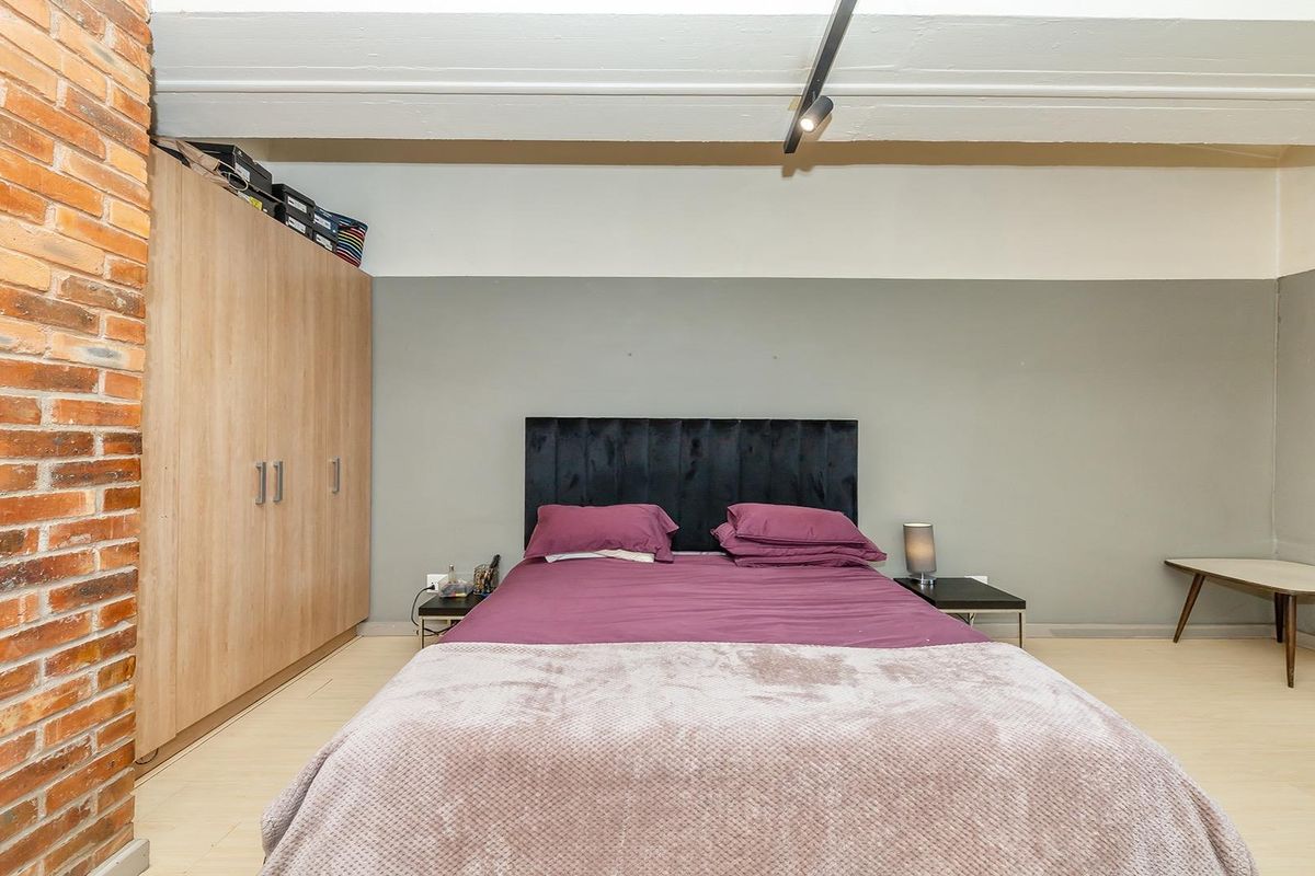 Spacious Furnished Studio With Amazing Views - Photo 3