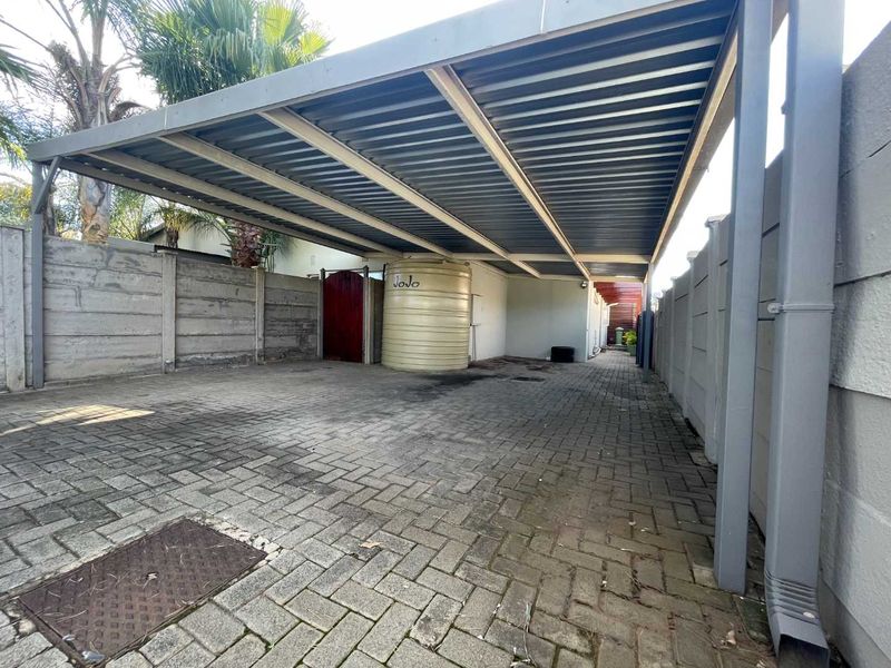 The Complete Package – Spacious Family Living with a Separate 2-Bedroom Flat - Photo 9