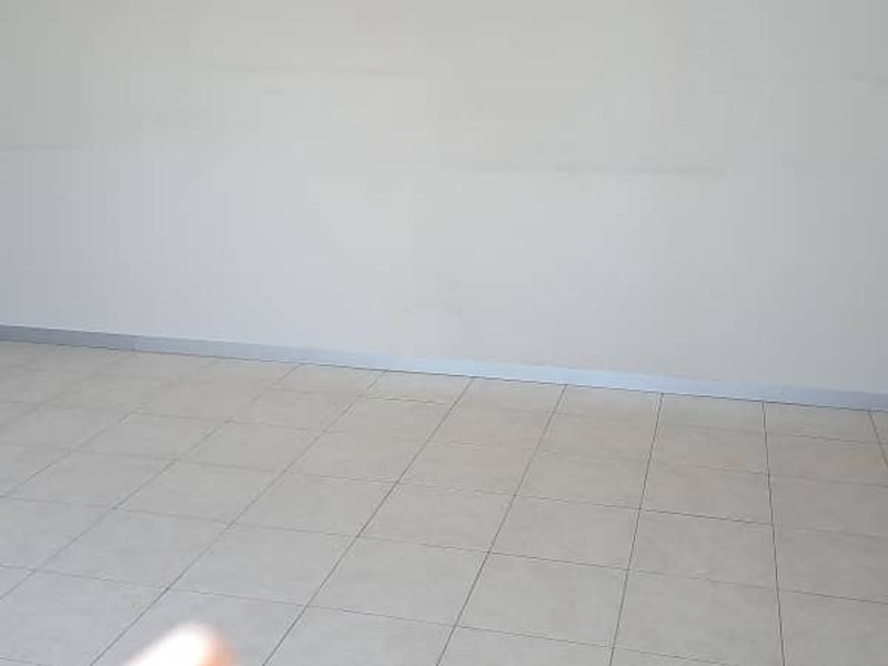 Medical Consulting Room or Office Unit - Photo 4