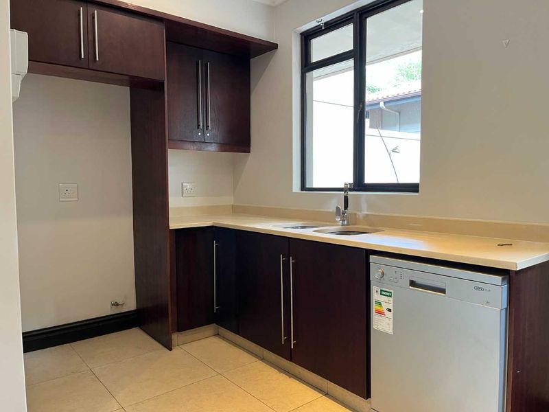 Exceptional investment opportunity in Zimbali, with strong potential for holiday rentals due to their prime location and luxurious amenities. - Photo 6