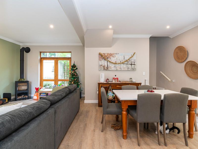 DUPLEX TOWNHOUSE ROYAL ASCOT - Photo 6