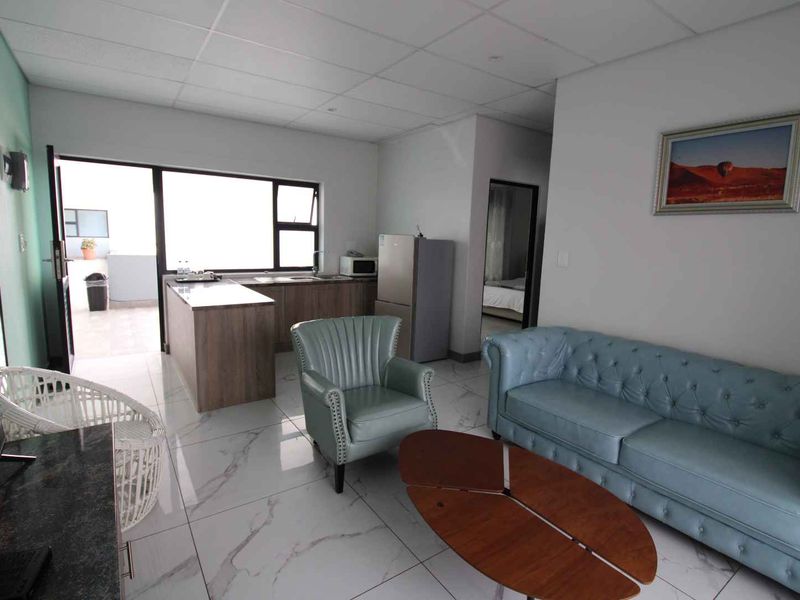 Hotel for sale offering 16 Neat Bachelor and one bedroom self catering Units - Photo 8