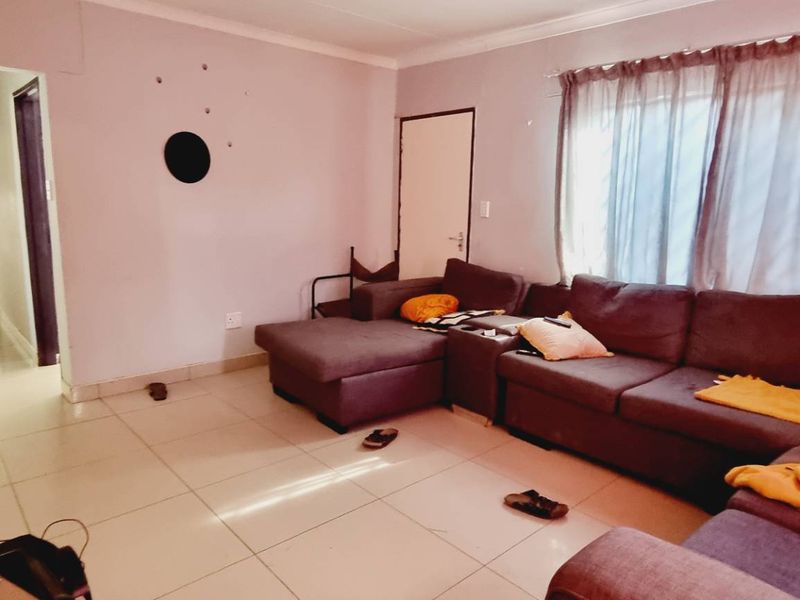Goreangab 3 bedroom house - Photo 2