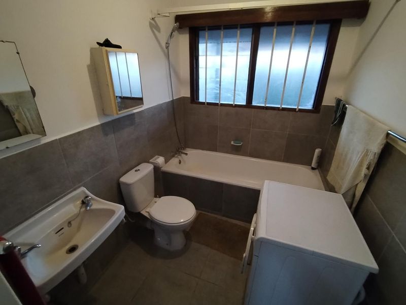 Lynnwood Glen: 2 Bedroom Flat - Photo 5