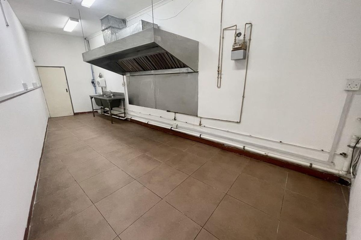 Hendra - Prime Retail / Restaurant Space To Let in Central Durban North - Photo 5